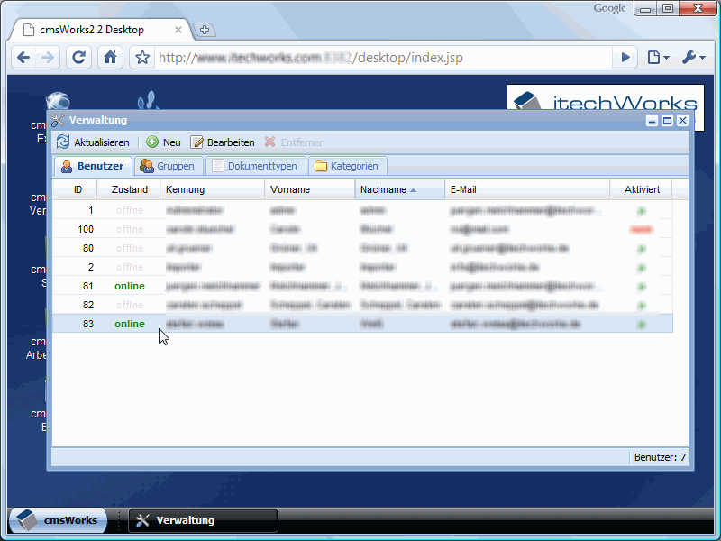 In the user list you can see the online status and additional information about everyone who has an account.